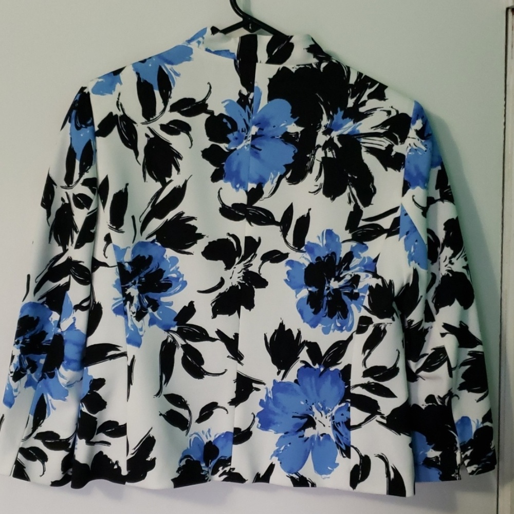 Flower Blazer - image 3